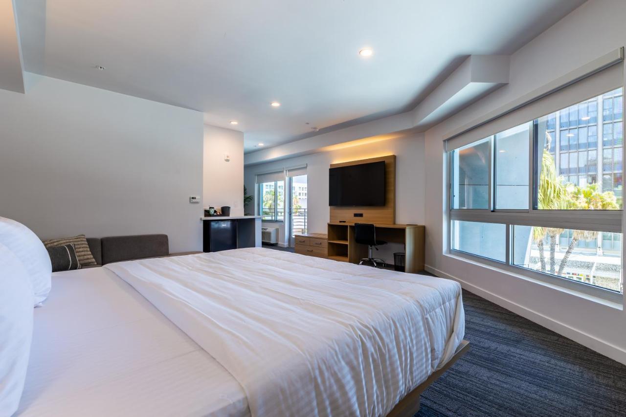 Hotel Mai Downtown Лонг Бийч Екстериор снимка